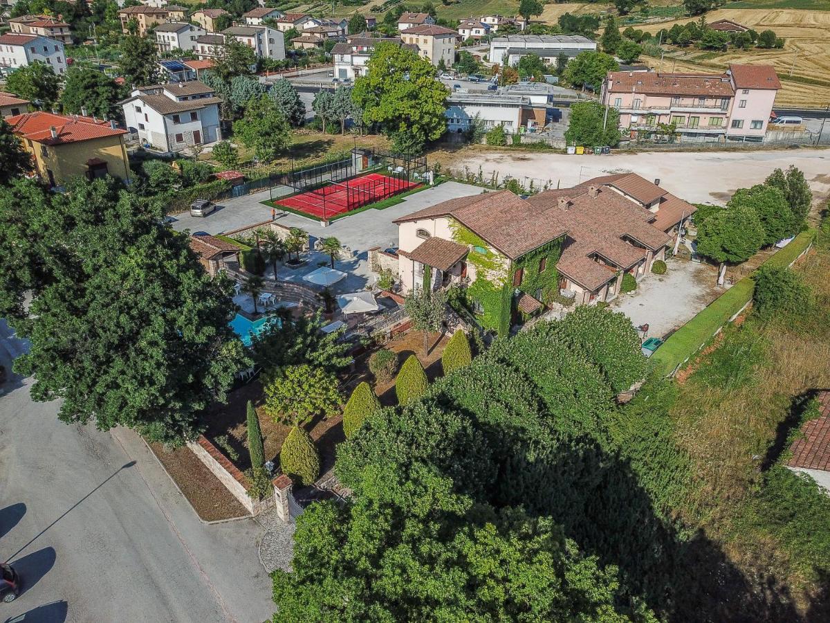 Villa Residenza Le Querce Trilocale Fossato di Vico Exterior foto